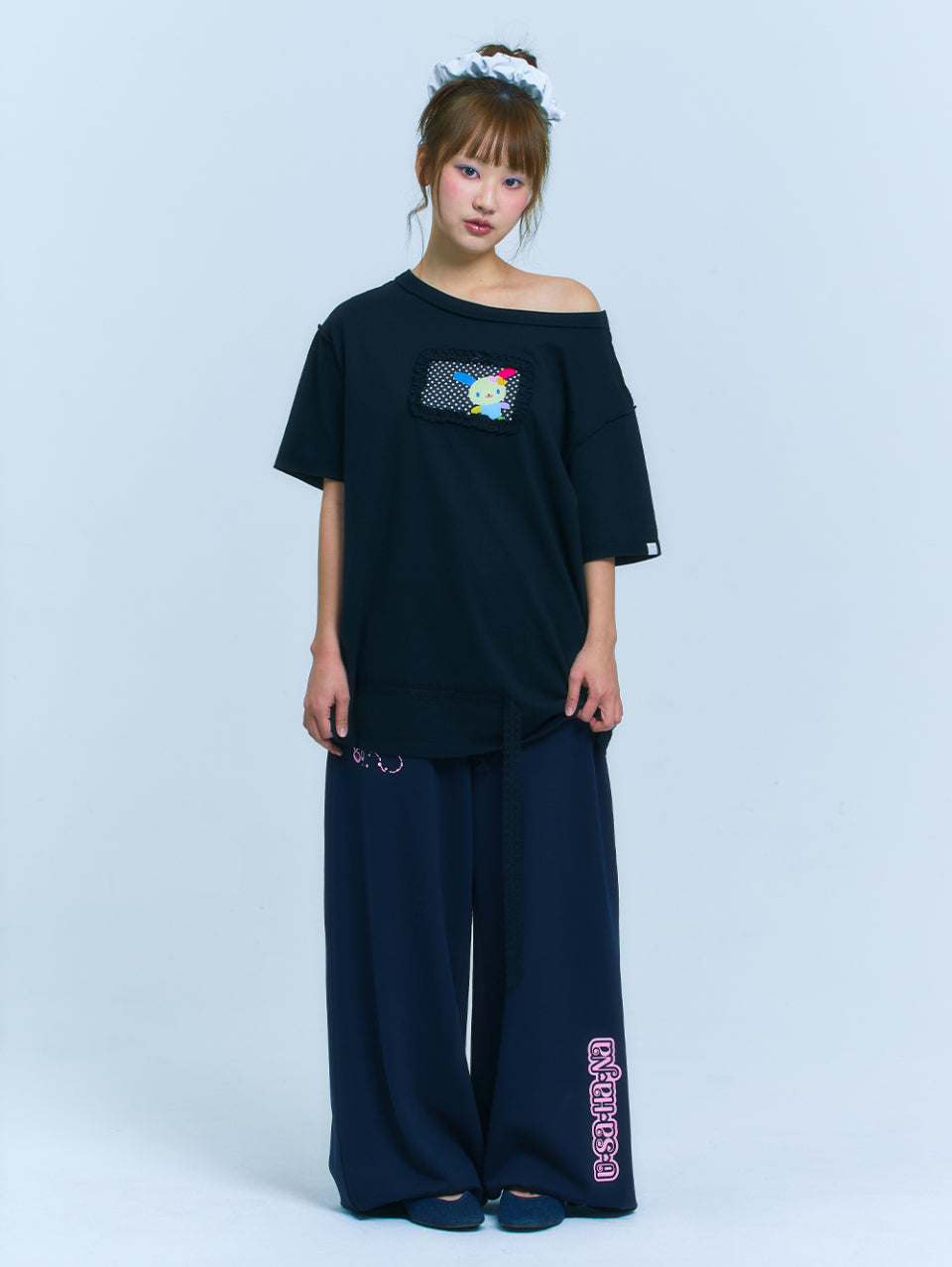 TUOMIO x Sanrio Characters - Usahana Oversized T-Shirt (Black)