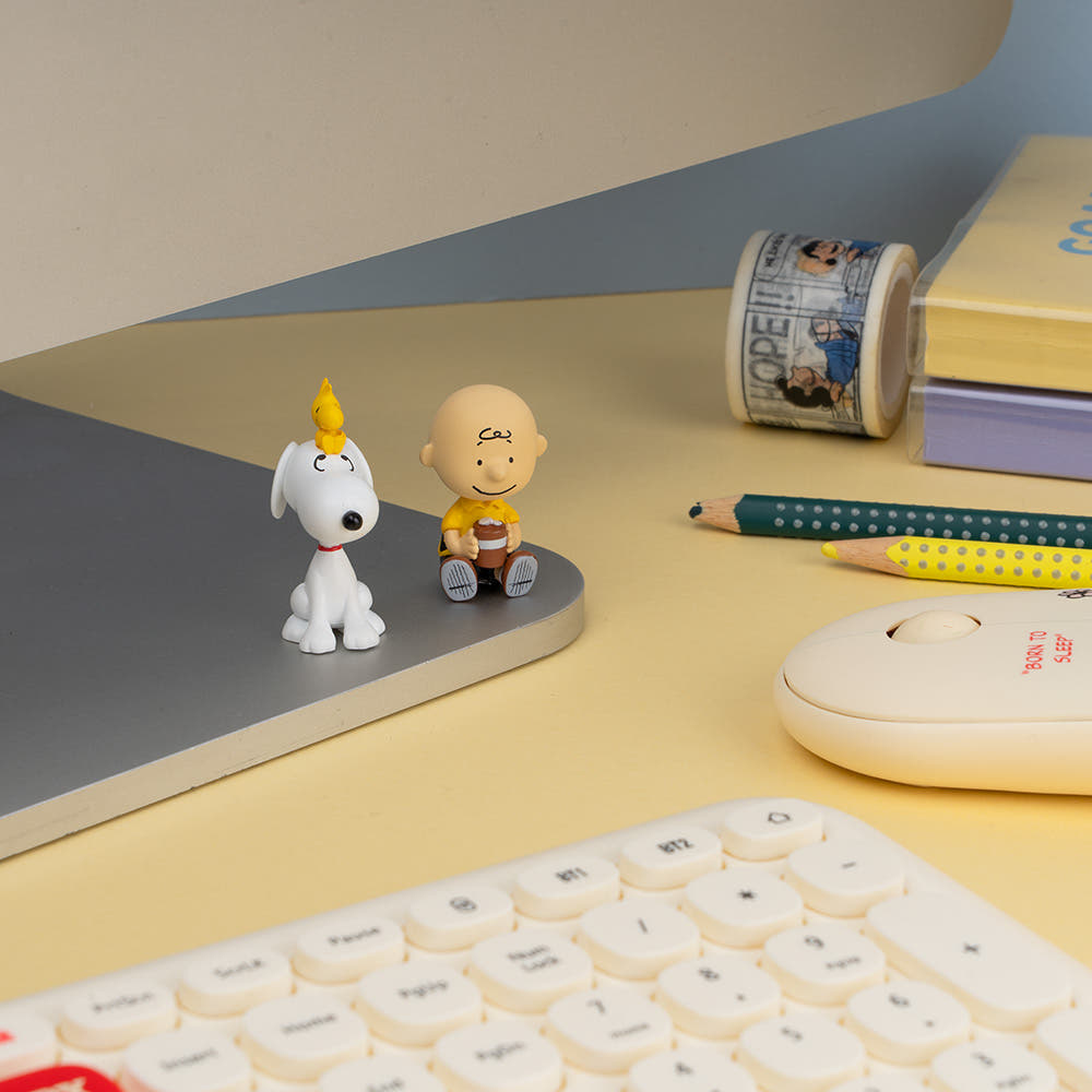 ROYCHE - Peanuts Snoopy Monitor Figure