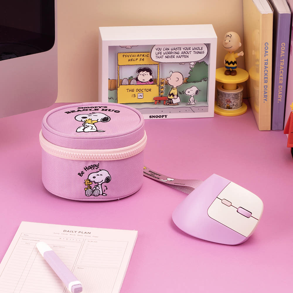 ROYCHE - Peanuts Snoopy Wireless Noise-Free Vertical Mouse