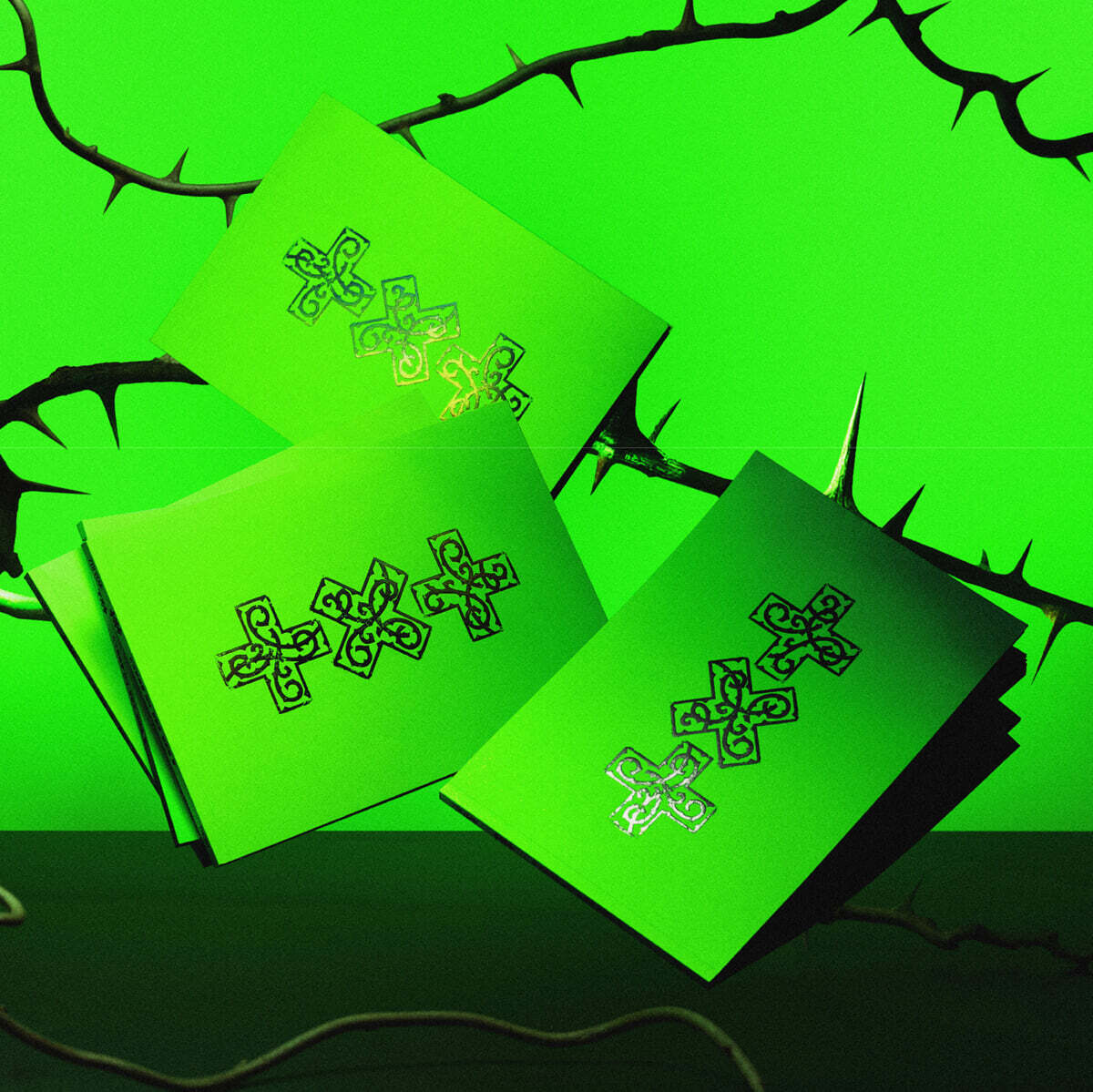 TXT A Moment of Stillness in the Thorns THORN Ver. (8th Mini Album)