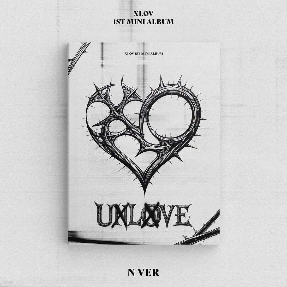 XLOV - UXLXVE (1st Mini Album)