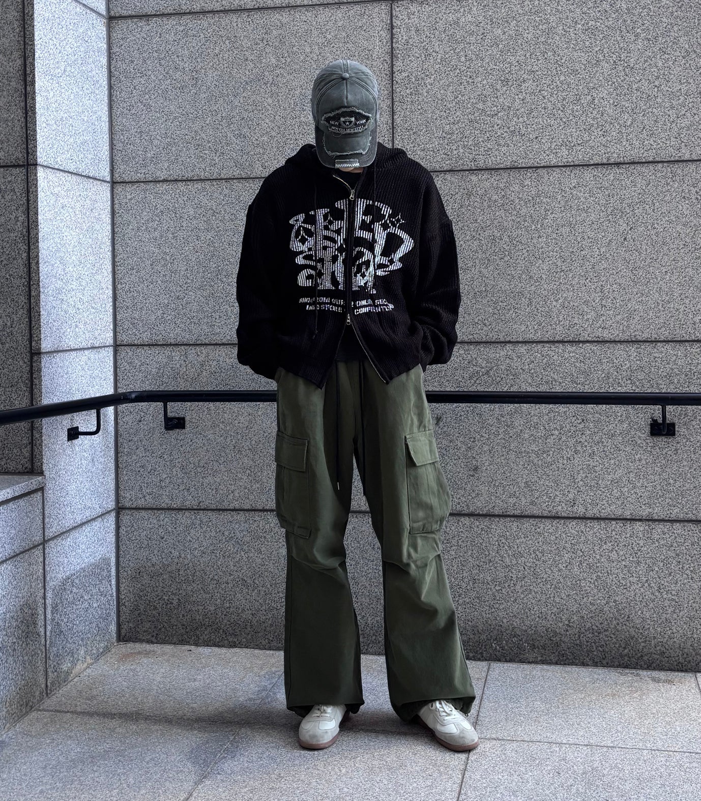 Huecloset - Lettering Hooded Zip-Up Knit (ATEEZ Wear)