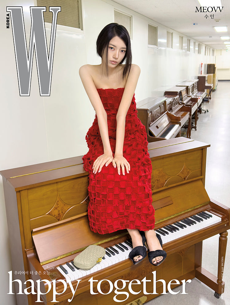W Korea MEOVV SOOIN - B