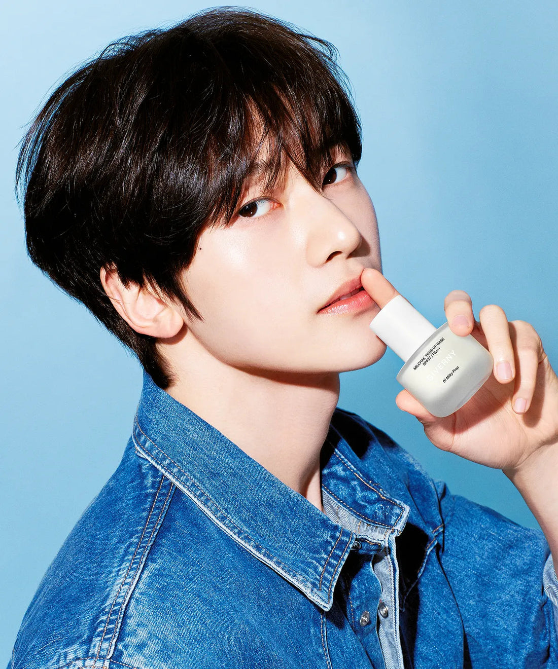 GIVERNY - Milchak Tone Up Base + ZB1 Sung Hanbin & Seok Matthew Photo Sticker - 03 Matcha Calm