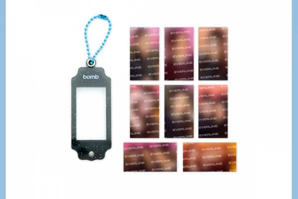 ILLIT - bomb (Pop-Up) Name Tag Keyring