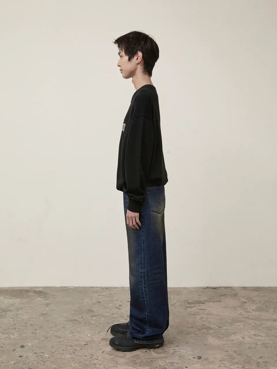 Matin Kim - Color Trim Line Logo Pullover Knit (aespa NINGNING Wear)