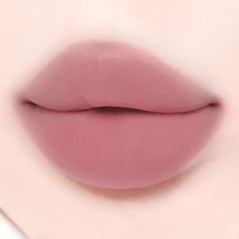 WAKEMAKE Soft Blurring Balm Stick Hello Kitty Black Edition [Hello Kitty Black Edition] 22 Sooty Pink+ Lip Pouch official product image