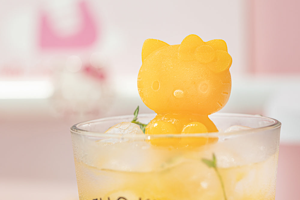 10X10 - Sanrio Hello Kitty 3D Ice Mold