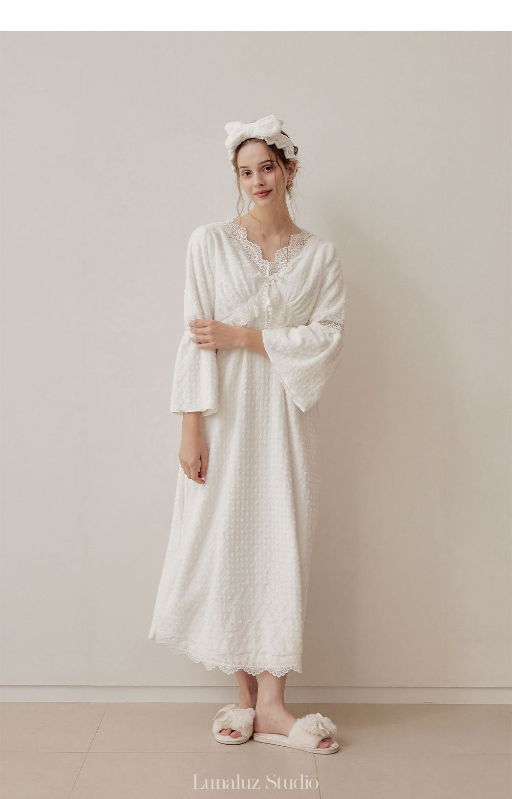 LUNALUZ WOMEN Teresa Embossing Fur Dress Pajama