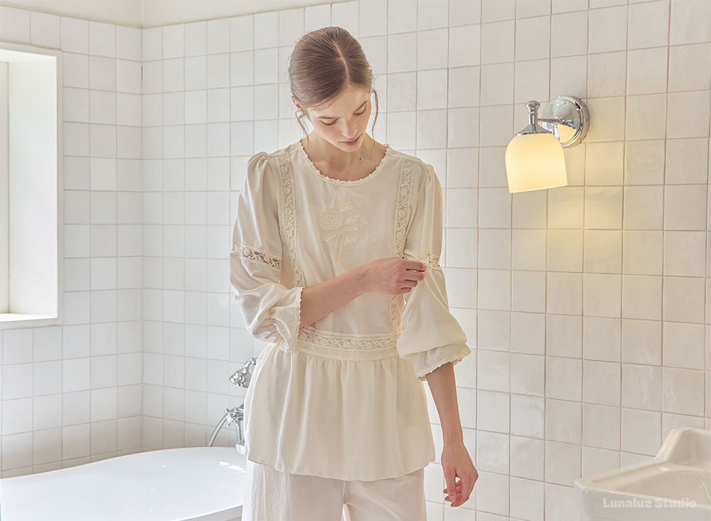 LUNALUZ WOMEN Avy Sandwashing Premium Embroidered Set