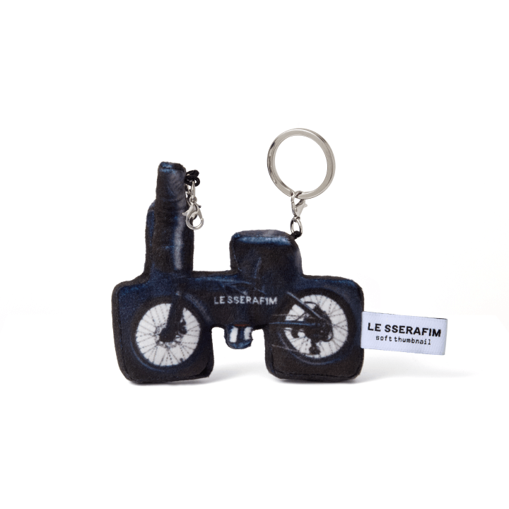 LE SSERAFIM x SOFT THUMBNAIL (Delivery Bike Keyring)