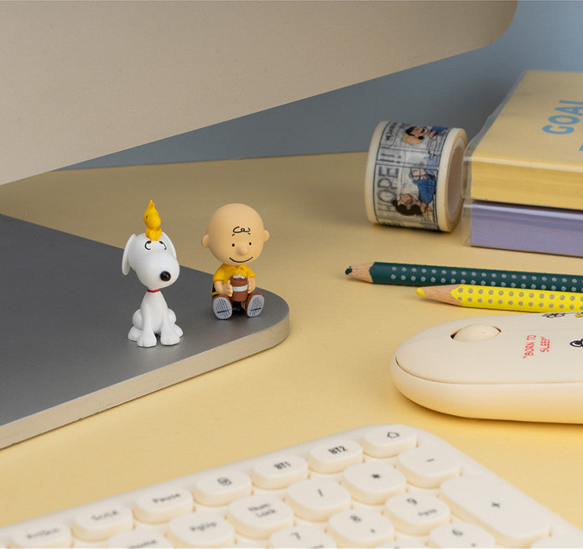 ROYCHE - Peanuts Snoopy Monitor Figure