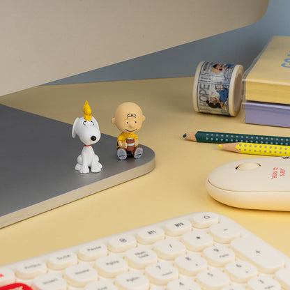ROYCHE - Peanuts Snoopy Monitor Figure