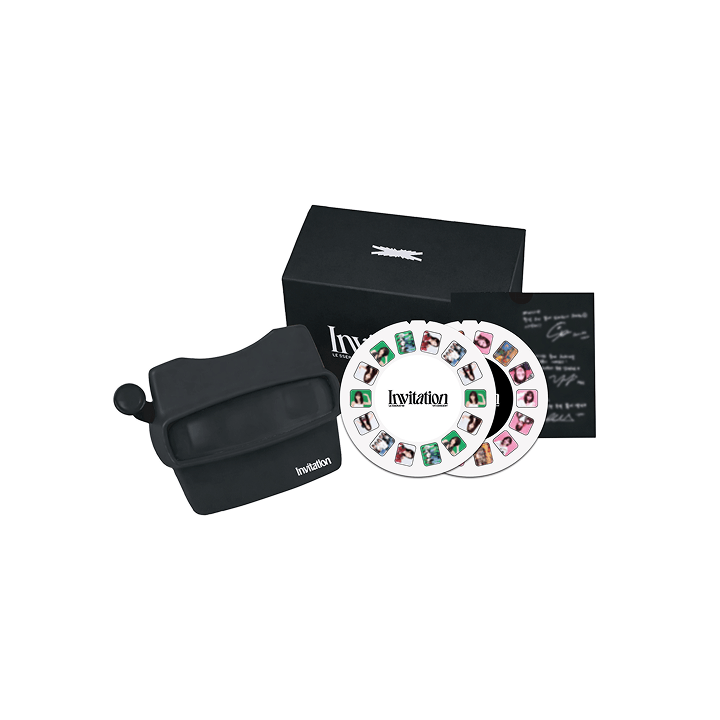 LE SSERAFIM VR Concert Invitation View Finder official product image