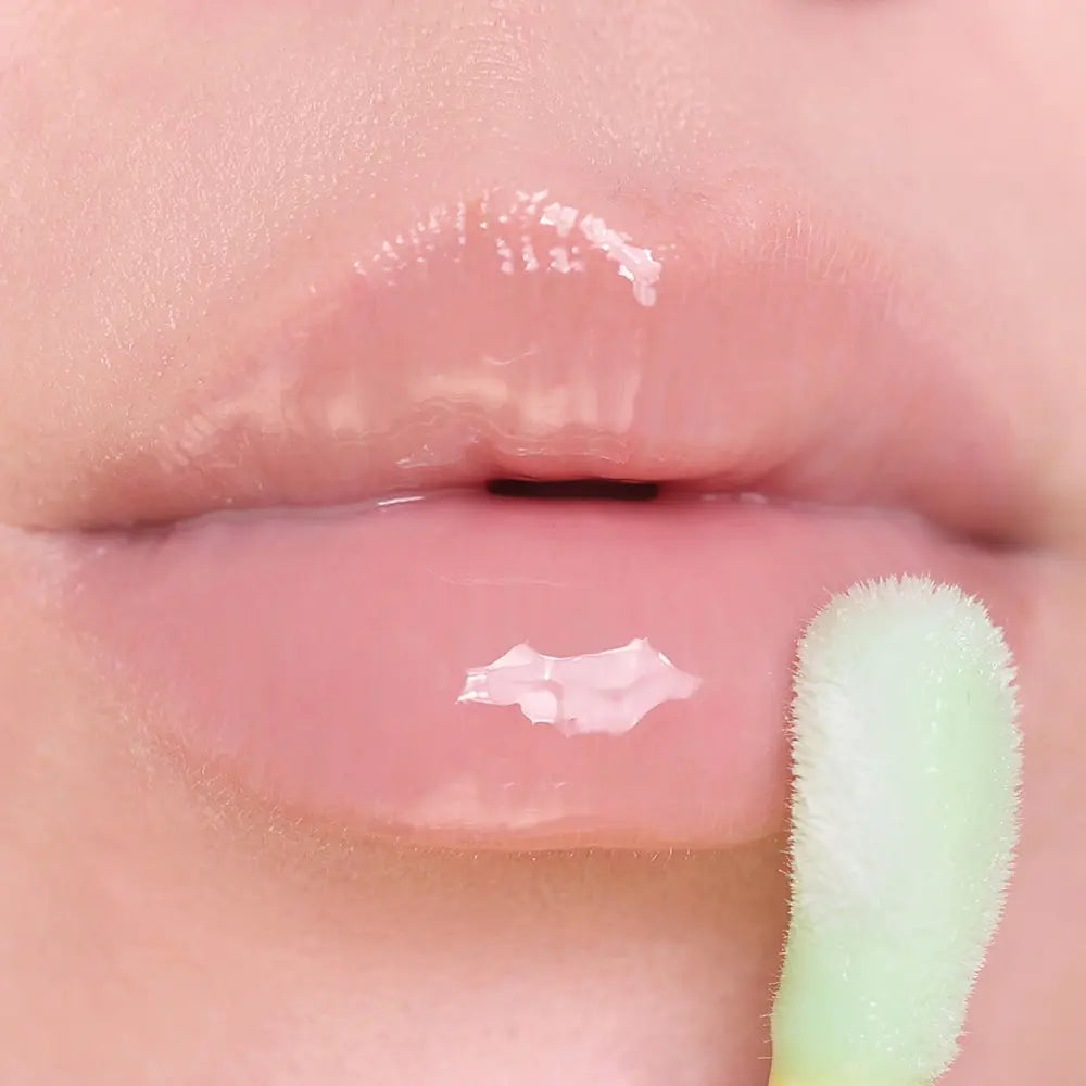 AMUSE x Monchhichi Banana Lip Oil (JANGWONYOUNG Pick) - 01 Zen Matcha