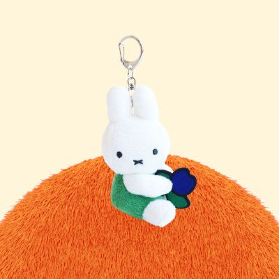 Miffy - Holding Flower Miffy Keyring