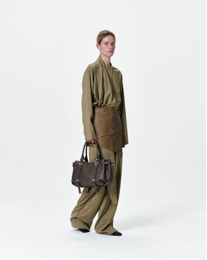 AHNI - Ruskin Tote Bag