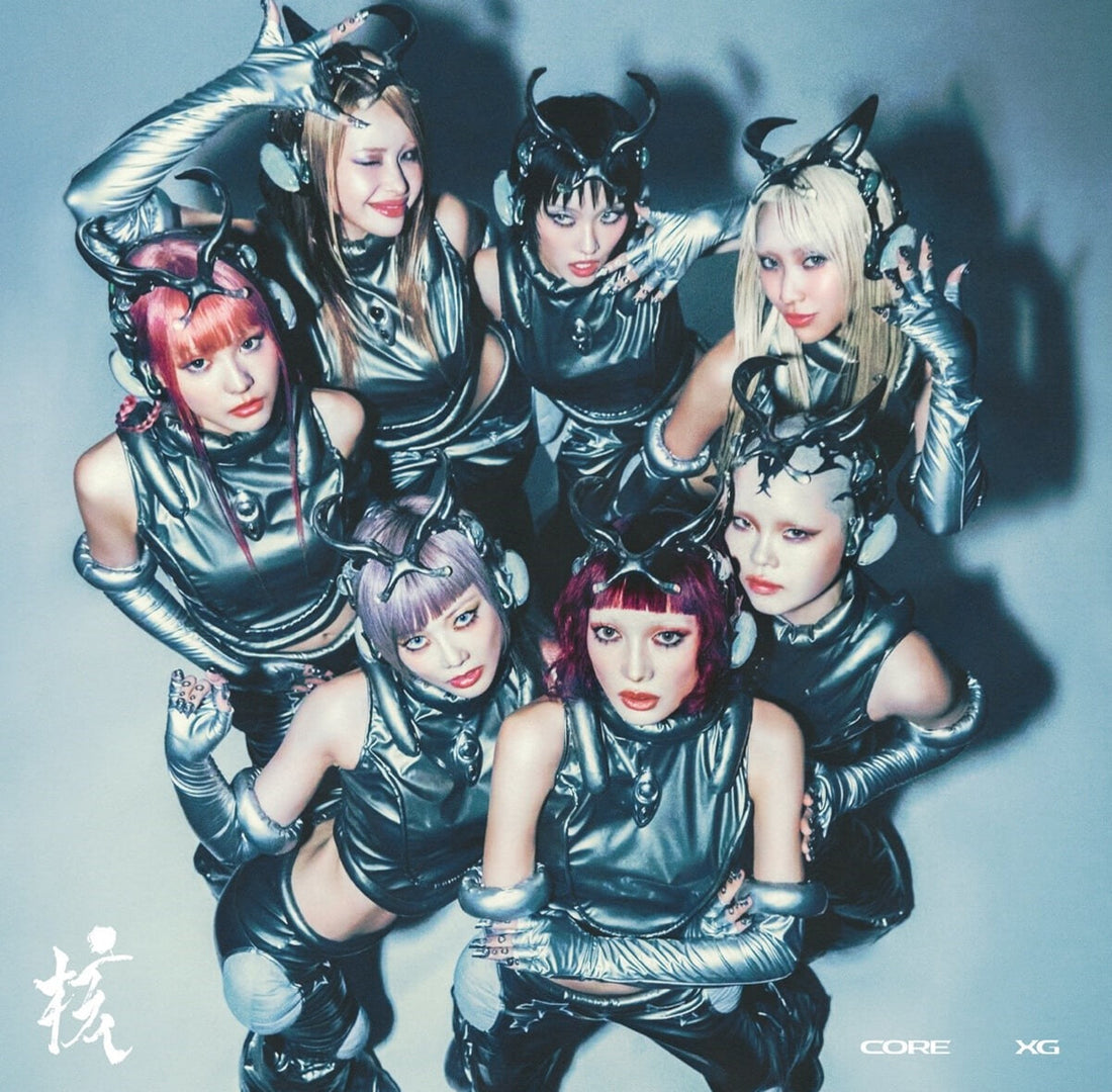 XG - 1st Full Album *THE CORE* (Regular Ver.)