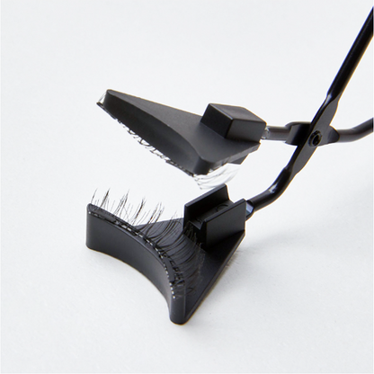 GLASH - 3 Seconds Magnetic Eyelash + Eyelash Applicator Set