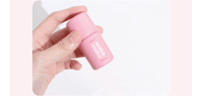 WAKEMAKE - Shaking Blur Cheek (Hello Kitty Black Edition)